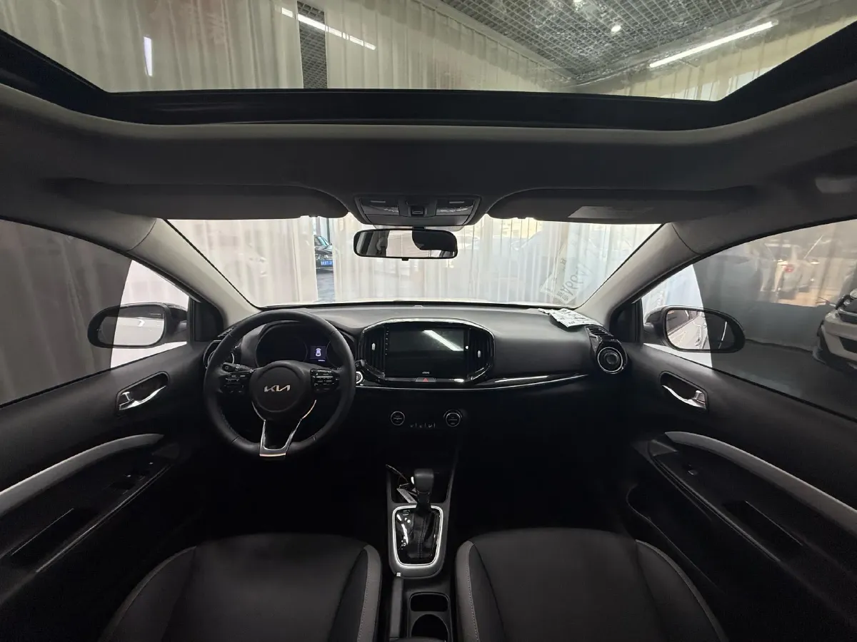 2021 Kia KX1 1.4L 100HP L4 CVT,autocango,china used car exporter,china ev exporter,chinese used car exporter,chinese used ev exporter