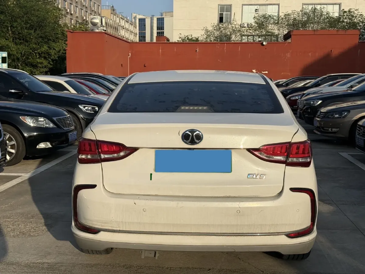 2018 BeiJing Auto EU5 BEV 53.66KWH,autocango,china used car exporter,china ev exporter,chinese used car exporter,chinese used ev exporter