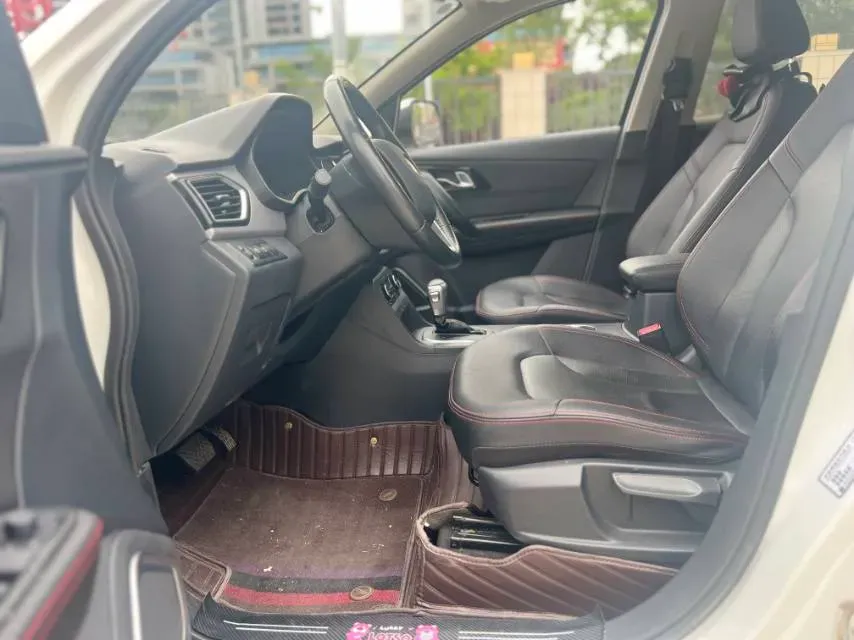 2017 FAW Senia R7 1.6L 116HP L4 6AT,autocango,china used car exporter,china ev exporter,chinese used car exporter,chinese used ev exporter