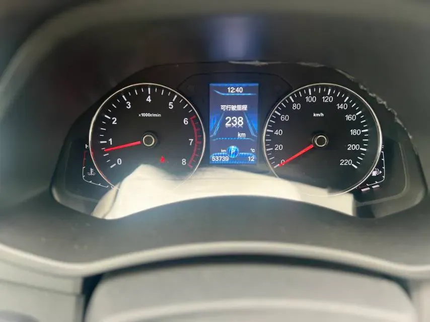 2017 FAW Senia R7 1.6L 116HP L4 6AT,autocango,china used car exporter,china ev exporter,chinese used car exporter,chinese used ev exporter