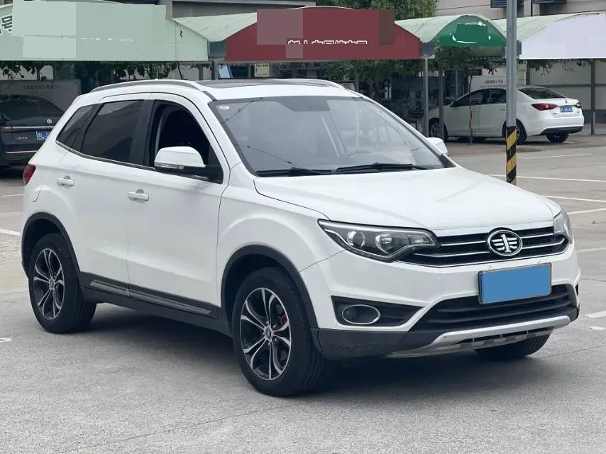 2017 FAW Senia R7 1.6L 116HP L4 6AT,autocango,china used car exporter,china ev exporter,chinese used car exporter,chinese used ev exporter