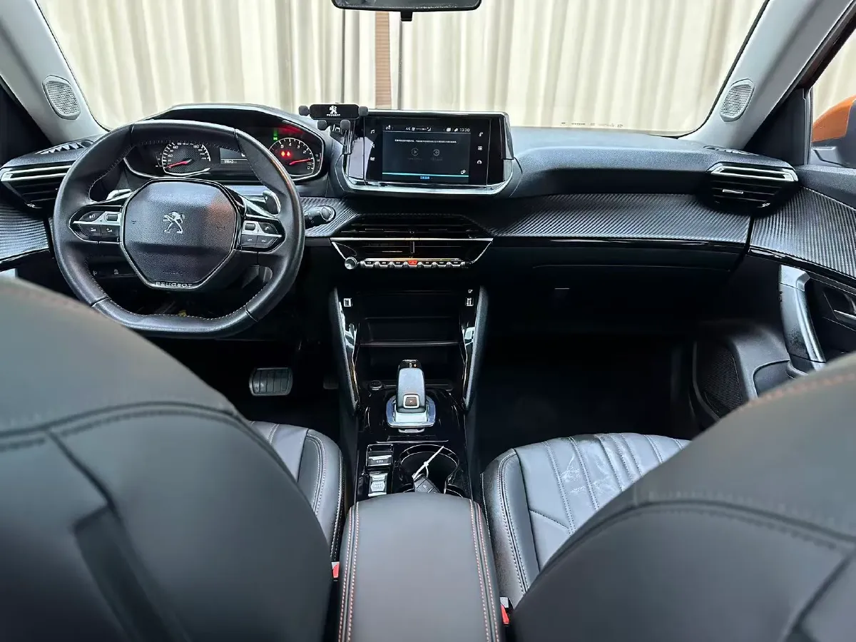 2022 Peugeot 2008 1.2T 136HP L3 6DCT,autocango,china used car exporter,china ev exporter,chinese used car exporter,chinese used ev exporter