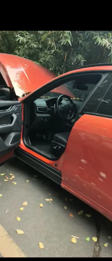 2022 Maserati Levante 2.0T 330HP L4 8AT,autocango,china used car exporter,china ev exporter,chinese used car exporter,chinese used ev exporter