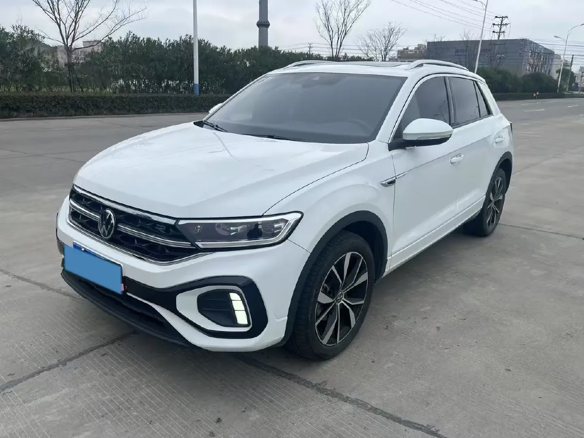 2023 Volkswagen T-Roc 1.5T 160HP L4 7DCT,autocango,china used car exporter,china ev exporter,chinese used car exporter,chinese used ev exporter