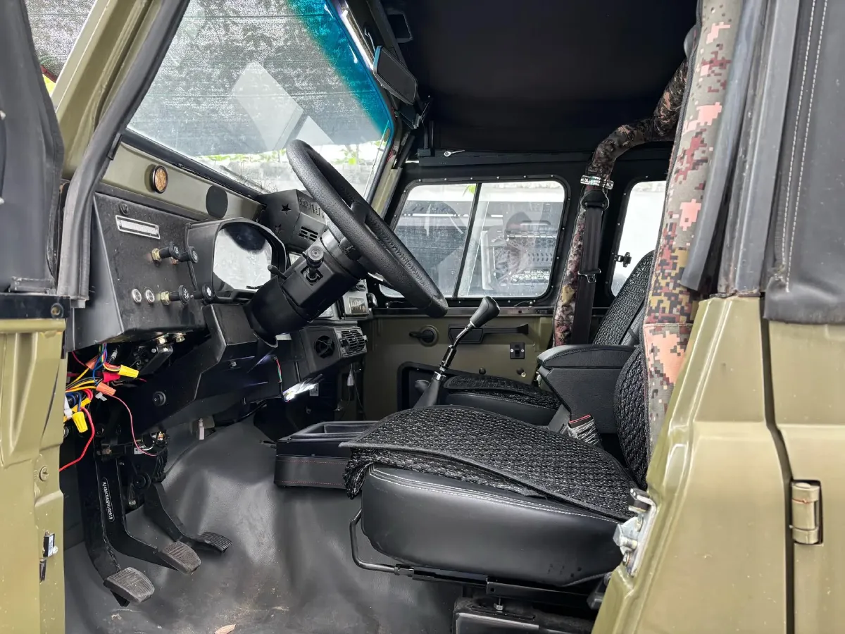 2022 BAW 212 2.0L 144HP L4 5MT,autocango,china used car exporter,china ev exporter,chinese used car exporter,chinese used ev exporter