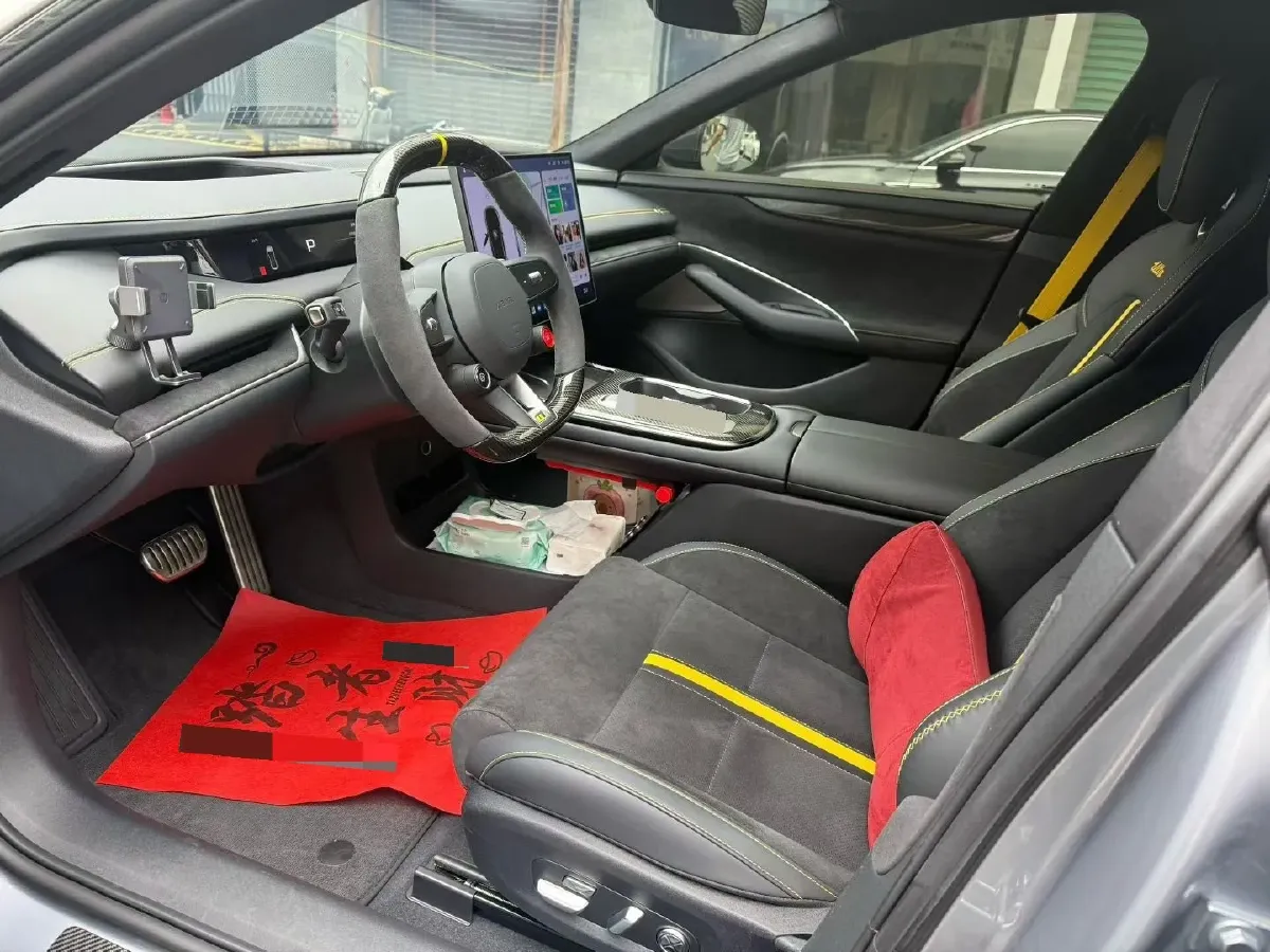 2025 MI SU7 Ultra BEV 93.7KWH,autocango,china used car exporter,china ev exporter,chinese used car exporter,chinese used ev exporter