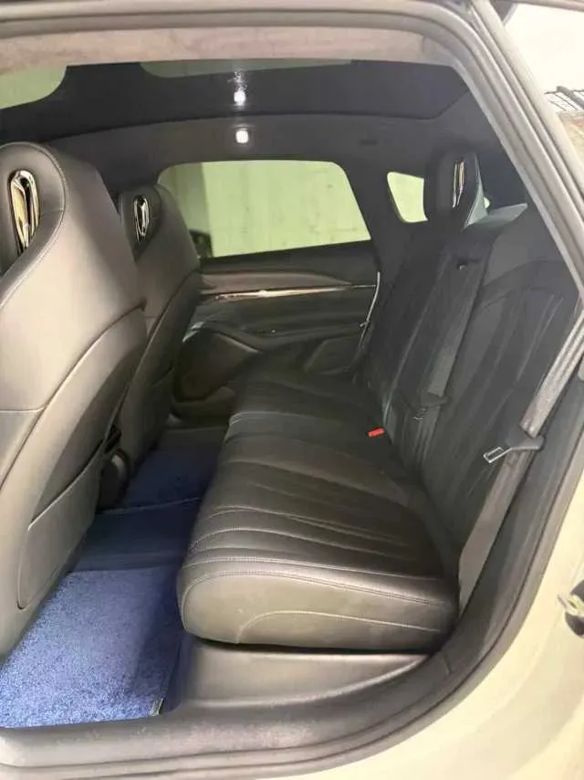 2022 IM L7 BEV 90KWH,autocango,china used car exporter,china ev exporter,chinese used car exporter,chinese used ev exporter