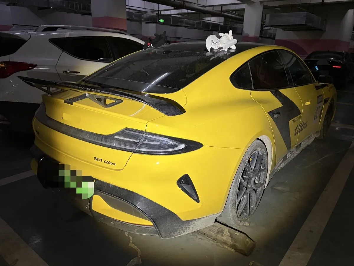 2025 MI SU7 Ultra BEV 93.7KWH,autocango,china used car exporter,china ev exporter,chinese used car exporter,chinese used ev exporter