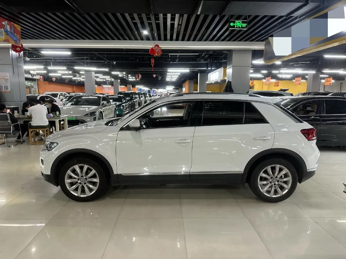 2019 Volkswagen T-Roc 1.4T 131HP L4 7DCT,autocango,china used car exporter,china ev exporter,chinese used car exporter,chinese used ev exporter