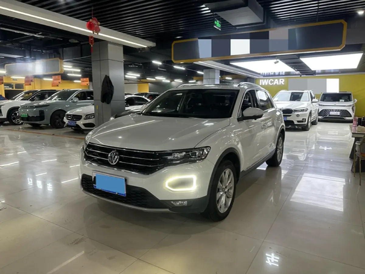 2019 Volkswagen T-Roc 1.4T 131HP L4 7DCT,autocango,china used car exporter,china ev exporter,chinese used car exporter,chinese used ev exporter