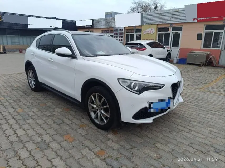 2017 Jaguar XE 2.0T 240HP L4 8AT,autocango,china used car exporter,china ev exporter,chinese used car exporter,chinese used ev exporter