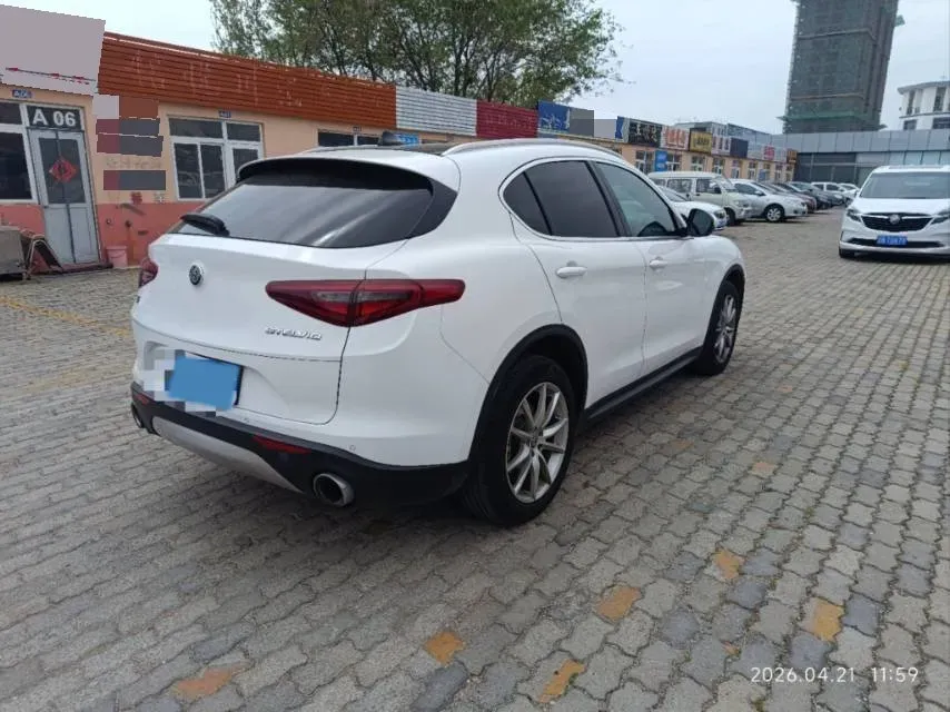 2017 Jaguar XE 2.0T 240HP L4 8AT,autocango,china used car exporter,china ev exporter,chinese used car exporter,chinese used ev exporter