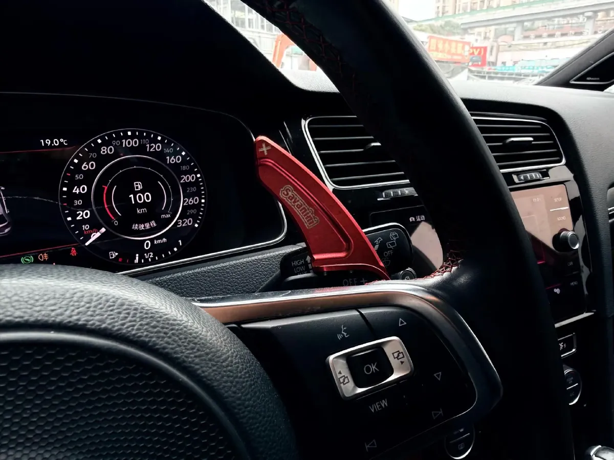 2018 Volkswagen GolfGTI 2.0T 220HP L4 7DCT,autocango,china used car exporter,china ev exporter,chinese used car exporter,chinese used ev exporter