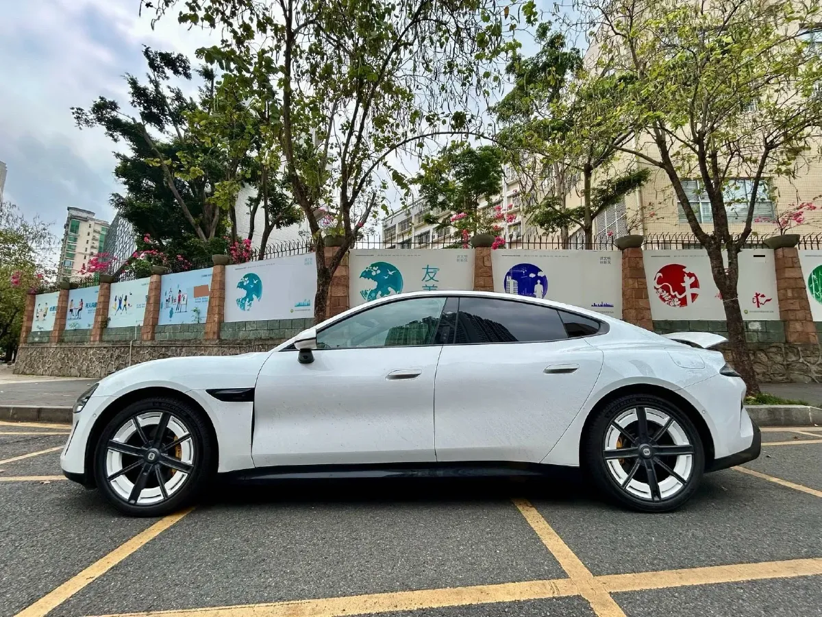 2024 MI SU7 BEV 94.3KWH,autocango,china used car exporter,china ev exporter,chinese used car exporter,chinese used ev exporter