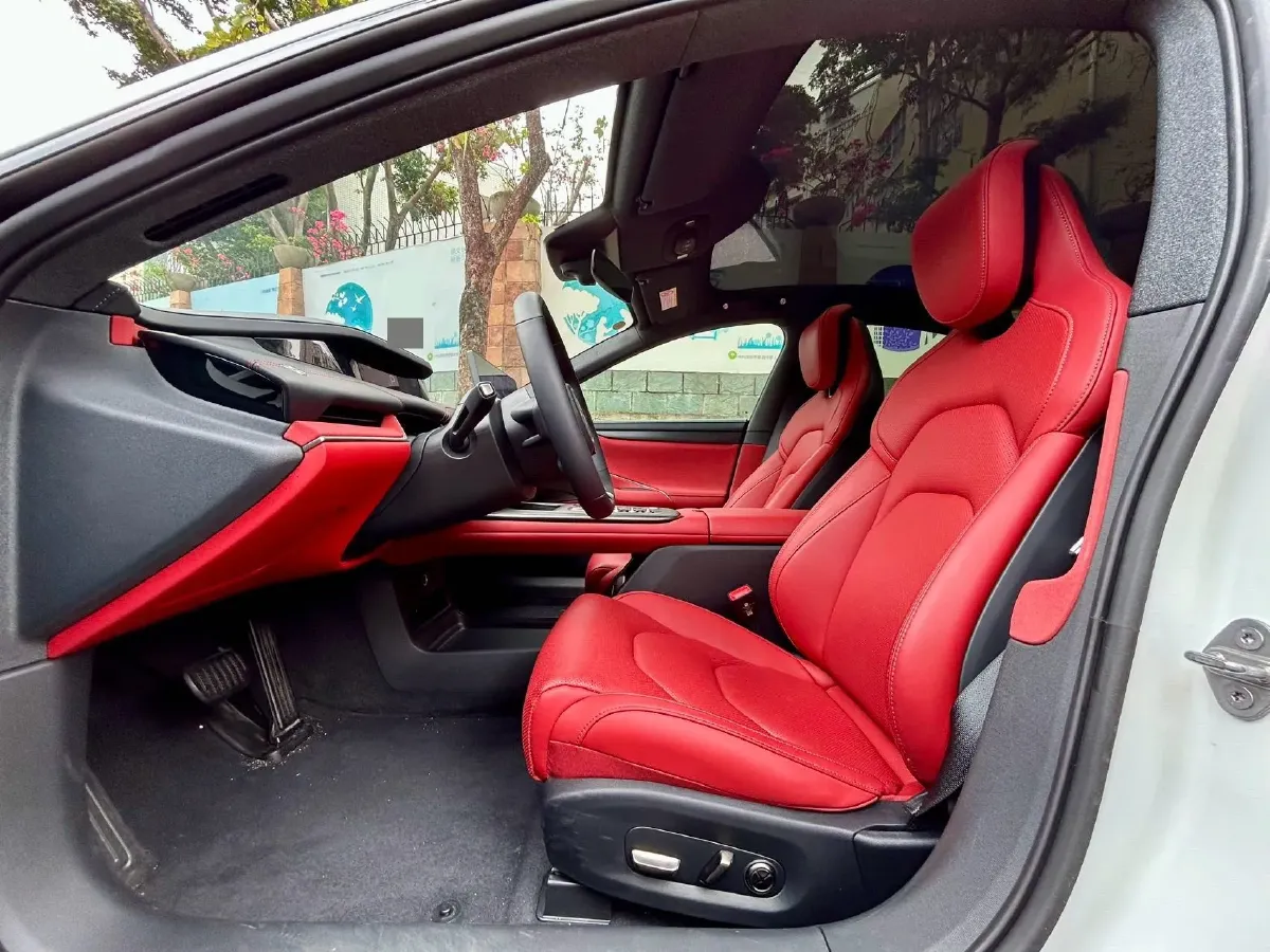 2024 MI SU7 BEV 94.3KWH,autocango,china used car exporter,china ev exporter,chinese used car exporter,chinese used ev exporter