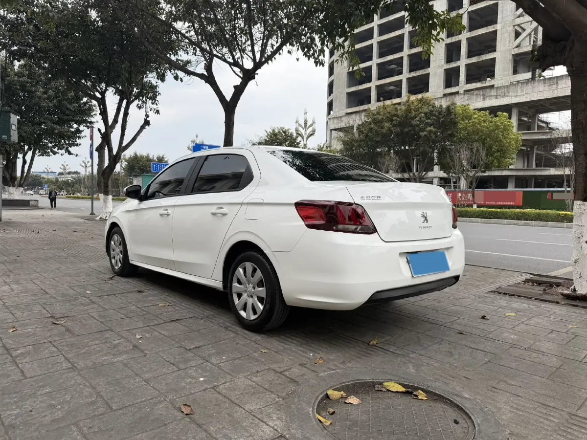2018 Peugeot 301 1.6L 117HP L4 5MT,autocango,china used car exporter,china ev exporter,chinese used car exporter,chinese used ev exporter