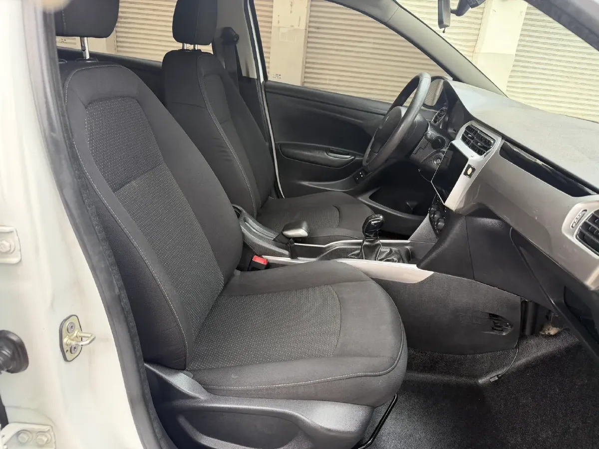 2018 Peugeot 301 1.6L 117HP L4 5MT,autocango,china used car exporter,china ev exporter,chinese used car exporter,chinese used ev exporter