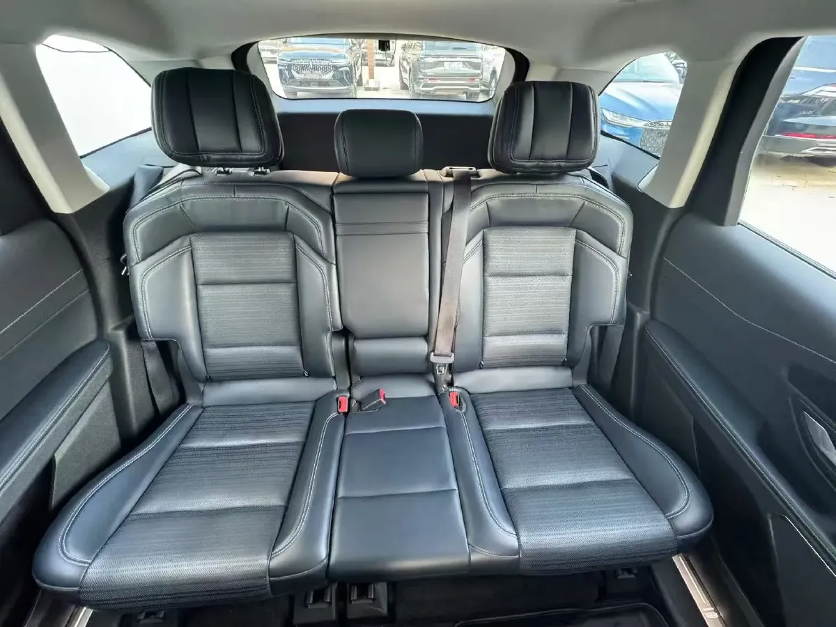 2023 Lincoln Nautilus 2.0T 261HP L4 8AT,autocango,china used car exporter,china ev exporter,chinese used car exporter,chinese used ev exporter