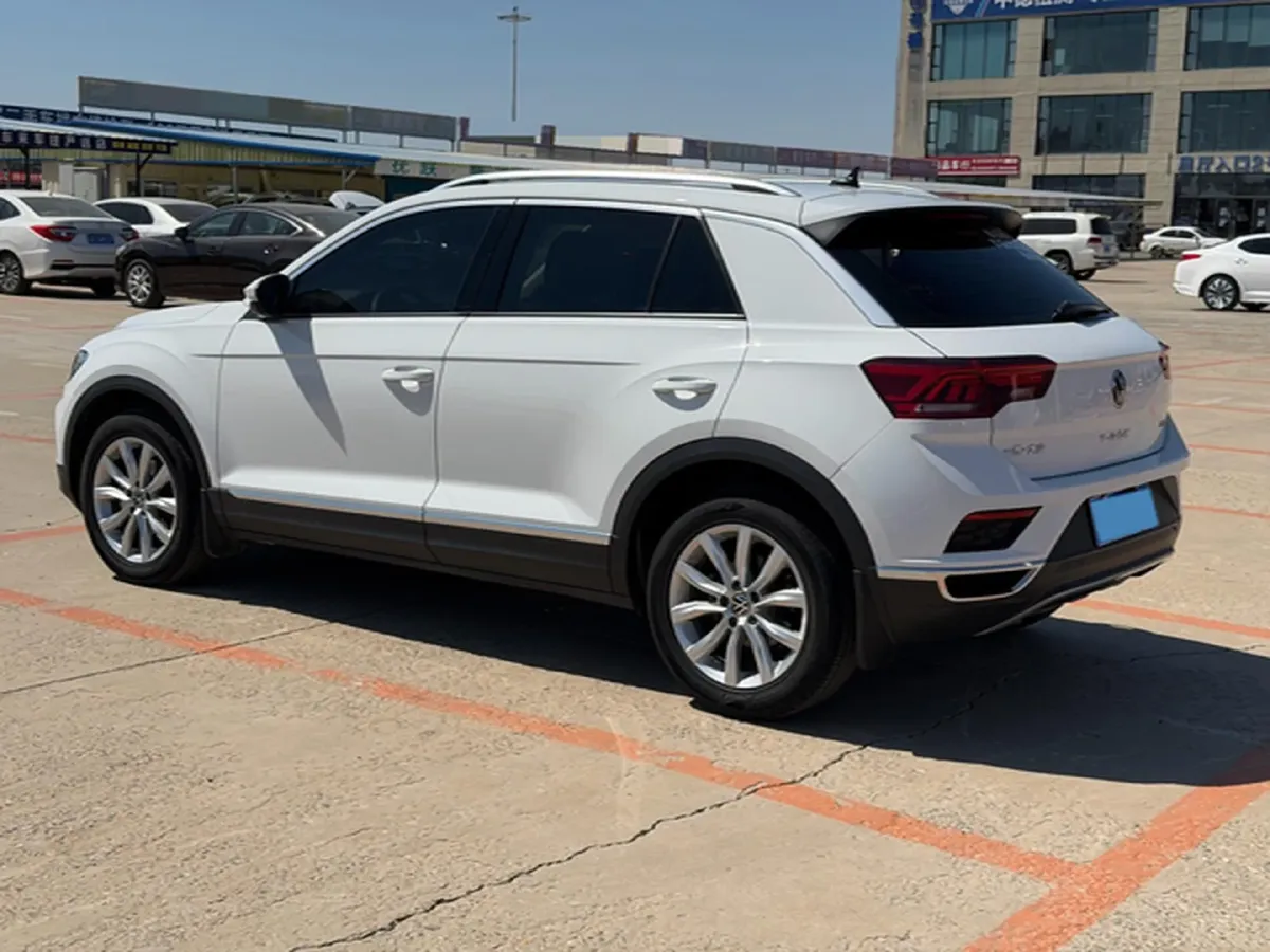 2021 Volkswagen T-Roc 1.4T 150HP L4 7DCT,autocango,china used car exporter,china ev exporter,chinese used car exporter,chinese used ev exporter