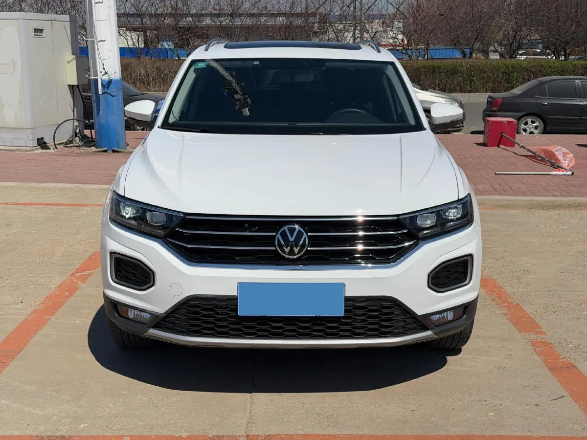 2021 Volkswagen T-Roc 1.4T 150HP L4 7DCT,autocango,china used car exporter,china ev exporter,chinese used car exporter,chinese used ev exporter