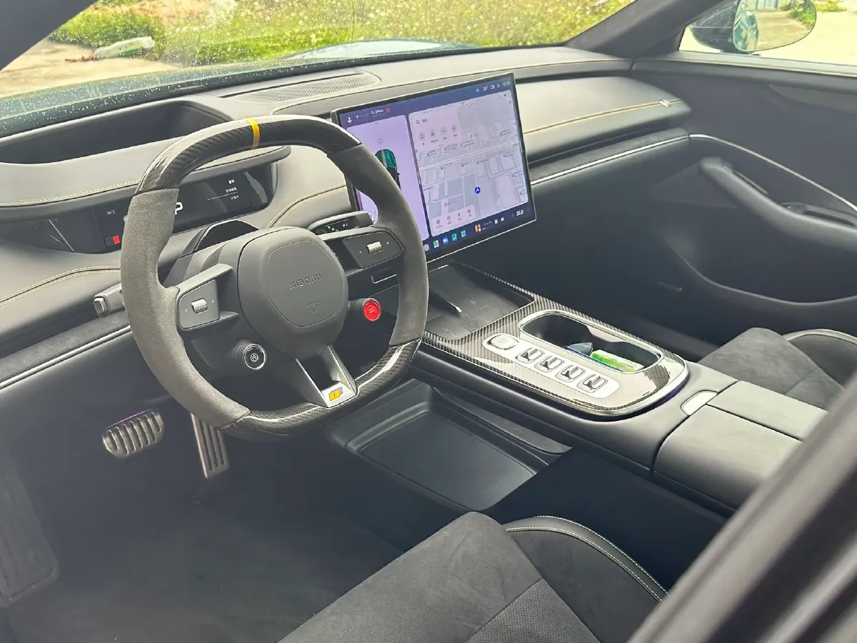 2025 MI SU7 Ultra BEV 93.7KWH,autocango,china used car exporter,china ev exporter,chinese used car exporter,chinese used ev exporter