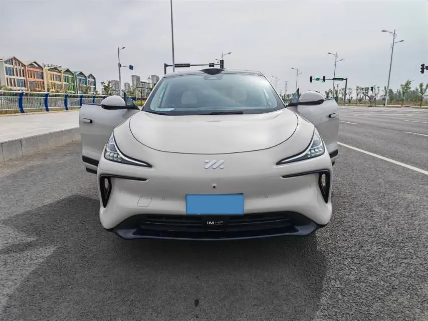 2023 IM LS6 BEV 90KWH,autocango,china used car exporter,china ev exporter,chinese used car exporter,chinese used ev exporter