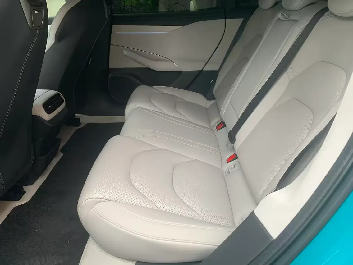 2024 MI SU7 BEV 73.6KWH,autocango,china used car exporter,china ev exporter,chinese used car exporter,chinese used ev exporter