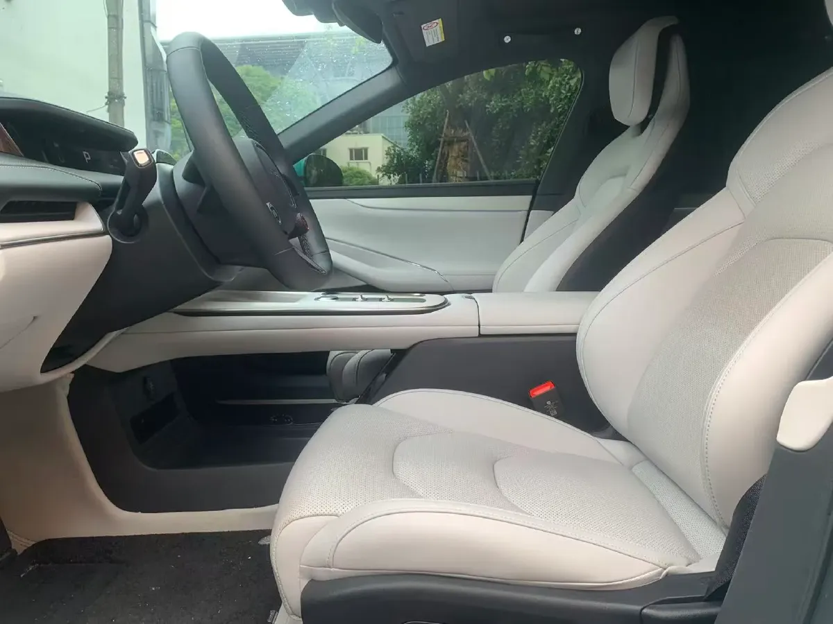 2024 MI SU7 BEV 73.6KWH,autocango,china used car exporter,china ev exporter,chinese used car exporter,chinese used ev exporter