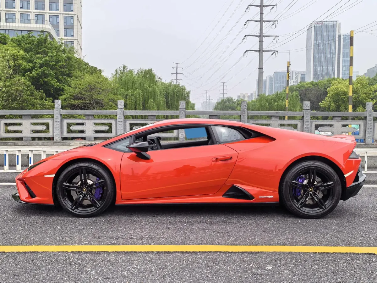 2020 Lamborghini Huracán 5.2L 611HP V10 7DCT,autocango,china used car exporter,china ev exporter,chinese used car exporter,chinese used ev exporter