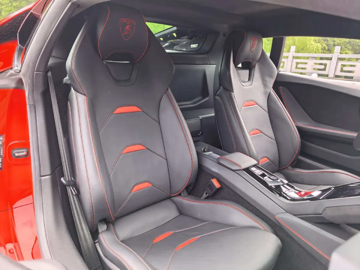 2020 Lamborghini Huracán 5.2L 611HP V10 7DCT,autocango,china used car exporter,china ev exporter,chinese used car exporter,chinese used ev exporter