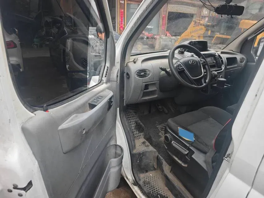 2020 MAXUS XinTu V80 2.5T 136HP L4 6MT,autocango,china used car exporter,china ev exporter,chinese used car exporter,chinese used ev exporter