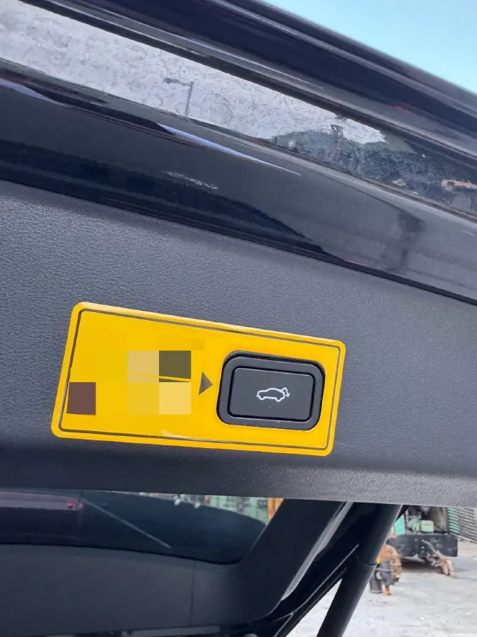 2021 Geely Monjaro 2.0T 218HP L4 7DCT,autocango,china used car exporter,china ev exporter,chinese used car exporter,chinese used ev exporter