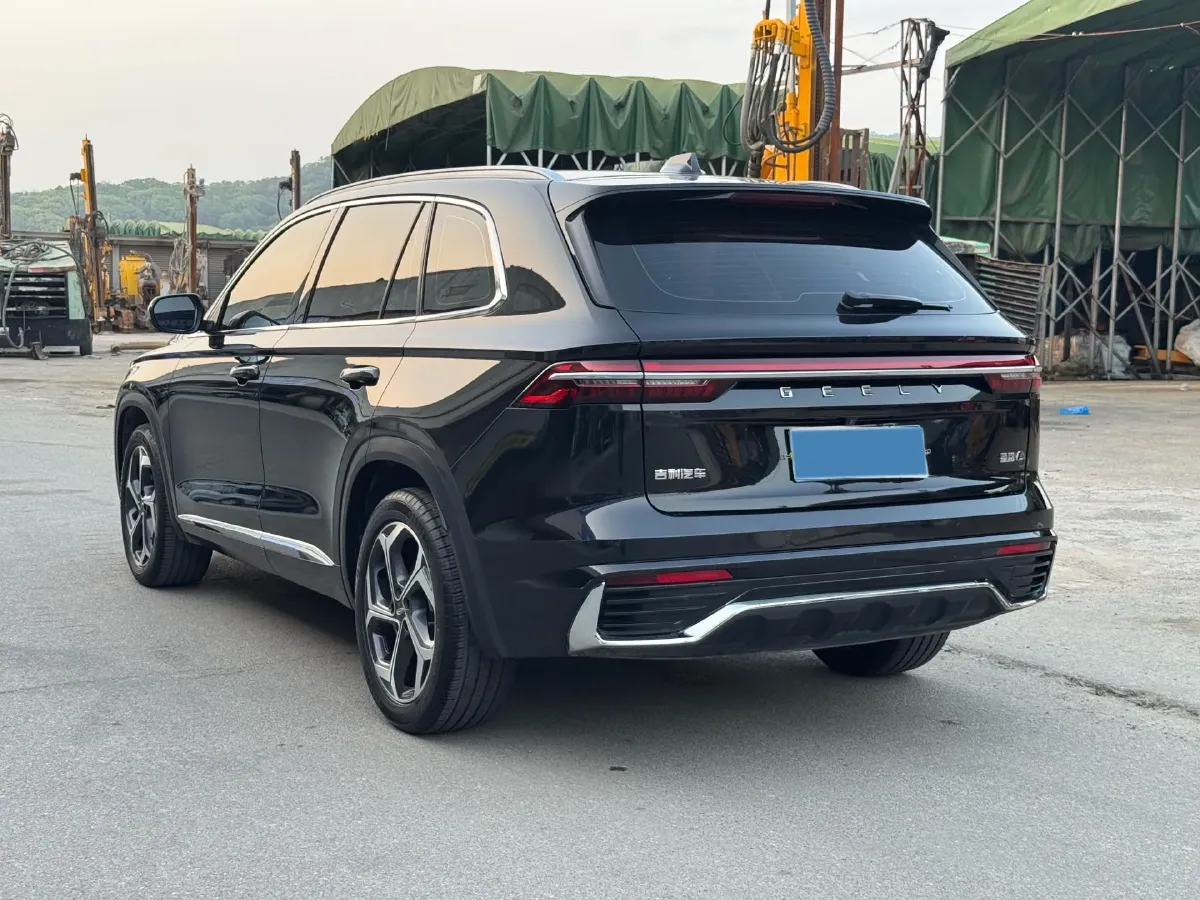 2021 Geely Monjaro 2.0T 218HP L4 7DCT,autocango,china used car exporter,china ev exporter,chinese used car exporter,chinese used ev exporter