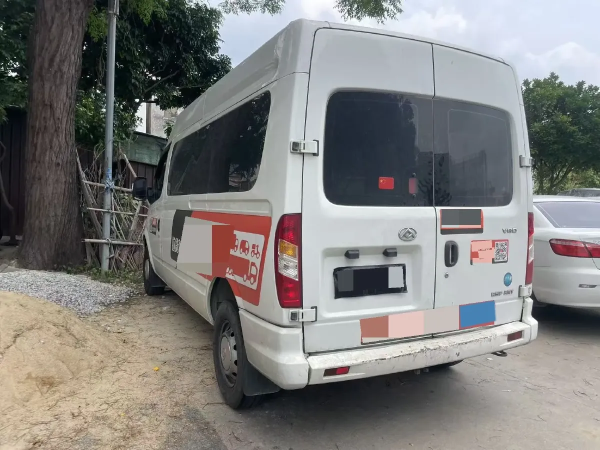 2021 MAXUS XinTu V80 2.0T 139HP L4 6MT,autocango,china used car exporter,china ev exporter,chinese used car exporter,chinese used ev exporter