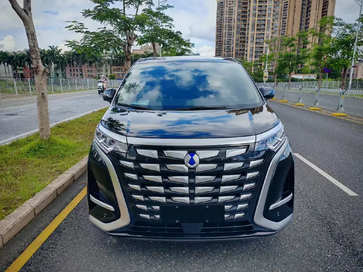2024 Denza D9 1.5T 139HP L4 E-CVT PHEV 40KWH,autocango,china used car exporter,china ev exporter,chinese used car exporter,chinese used ev exporter