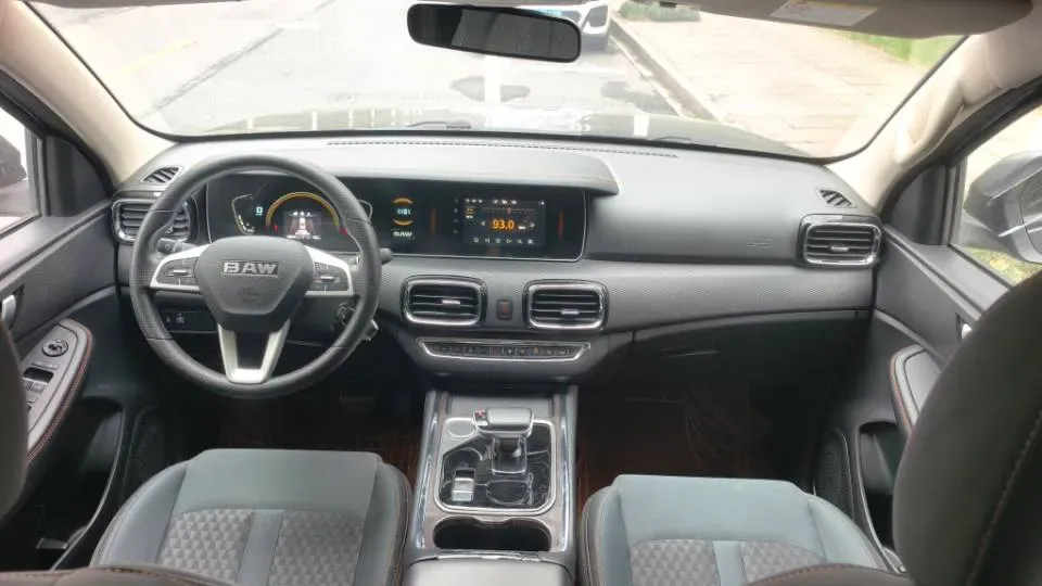 2023 BAW Calorie 2.0L 144HP L4 8AT,autocango,china used car exporter,china ev exporter,chinese used car exporter,chinese used ev exporter