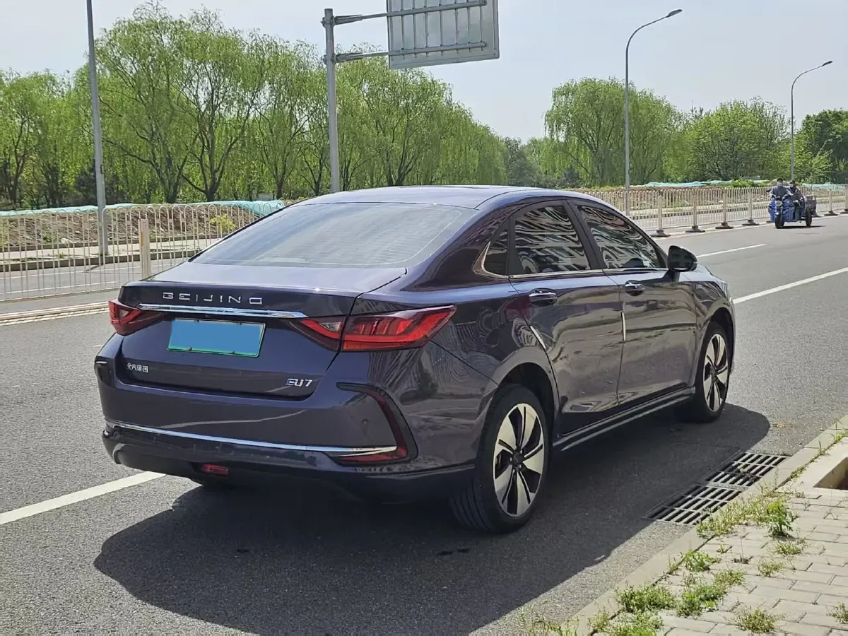 2019 BeiJing Auto EU7 BEV 60.225KWH,autocango,china used car exporter,china ev exporter,chinese used car exporter,chinese used ev exporter