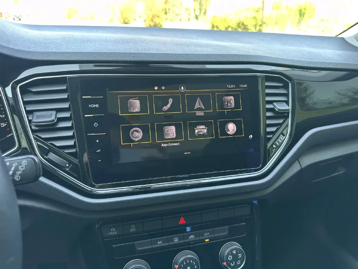 2021 Volkswagen T-Roc 1.4T 150HP L4 7DCT,autocango,china used car exporter,china ev exporter,chinese used car exporter,chinese used ev exporter