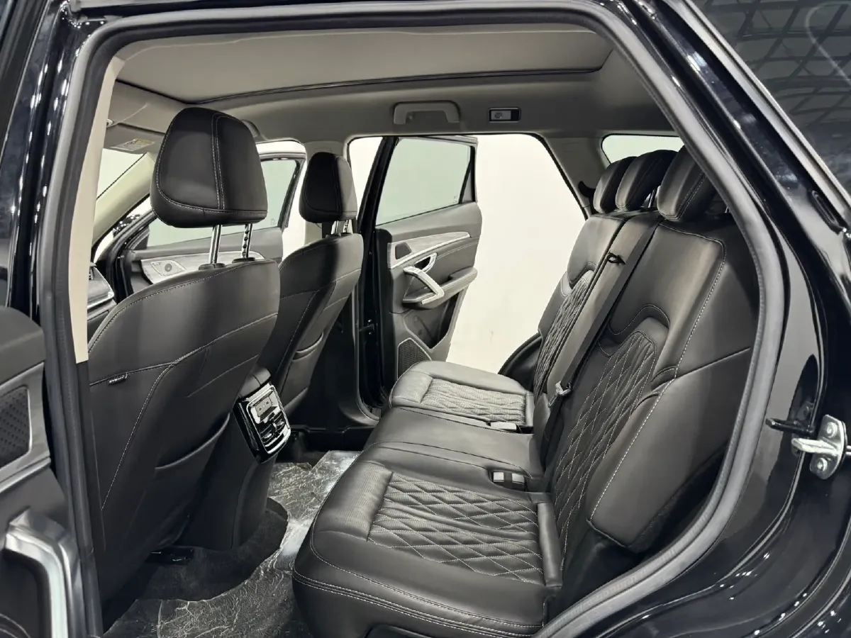 2023 Bestune T55 1.5T 169HP L4 7DCT,autocango,china used car exporter,china ev exporter,chinese used car exporter,chinese used ev exporter