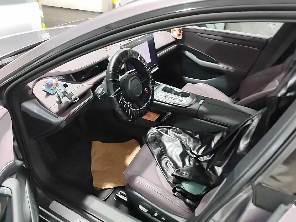 2024 MI SU7 BEV 94.3KWH,autocango,china used car exporter,china ev exporter,chinese used car exporter,chinese used ev exporter