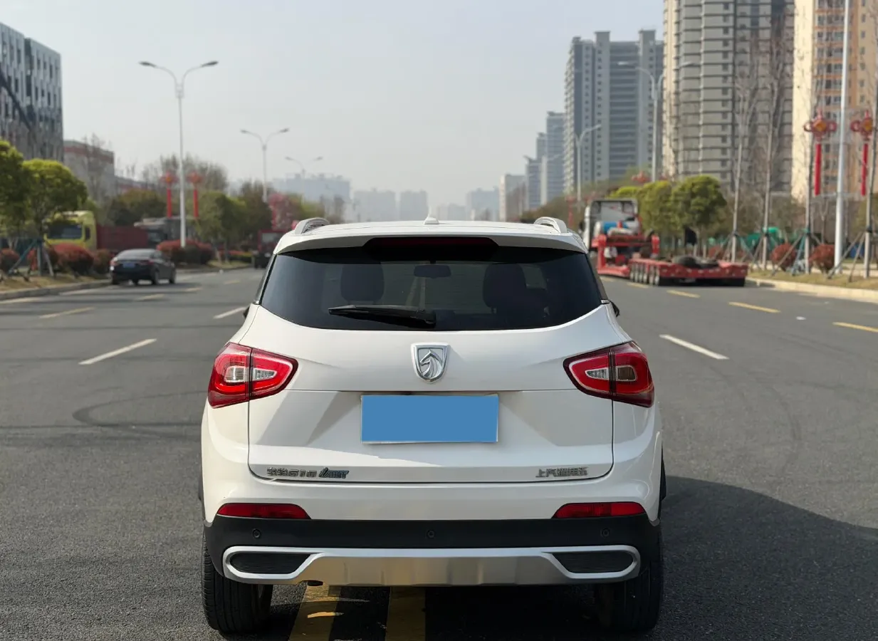 2017 HaiMa S5 Young Edition 1.6L 122HP L4 5MT,autocango,china used car exporter,china ev exporter,chinese used car exporter,chinese used ev exporter
