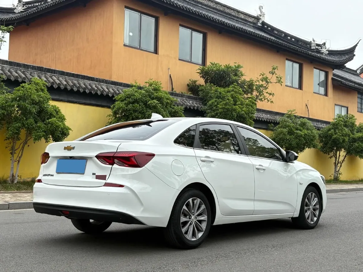 2020 Chevrolet Monza 1.5L 113HP L4 6AT,autocango,china used car exporter,china ev exporter,chinese used car exporter,chinese used ev exporter
