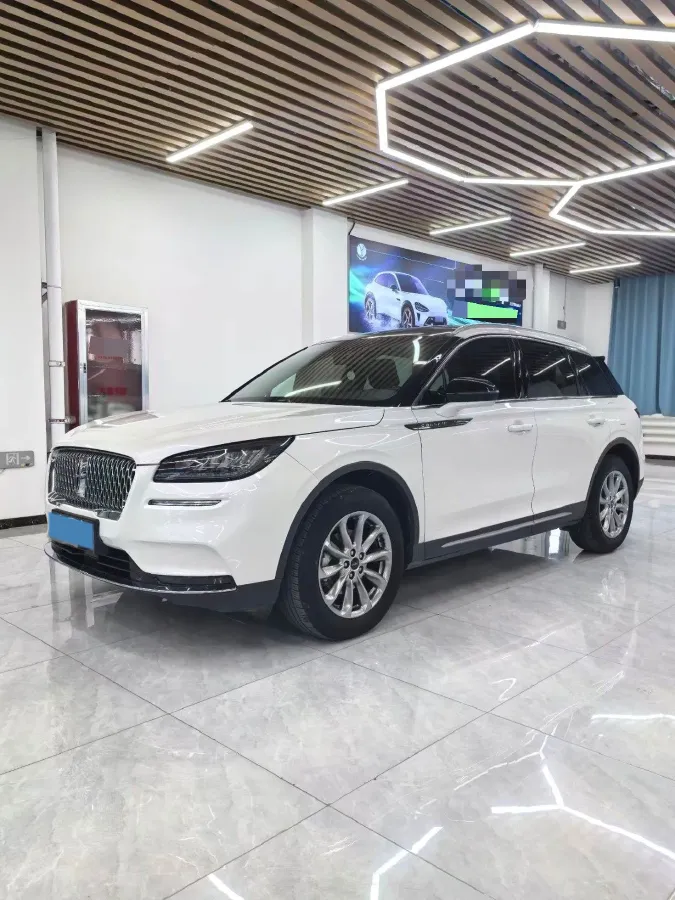 2021 Lincoln Corsair 2.0T 245HP L4 8AT,autocango,china used car exporter,china ev exporter,chinese used car exporter,chinese used ev exporter