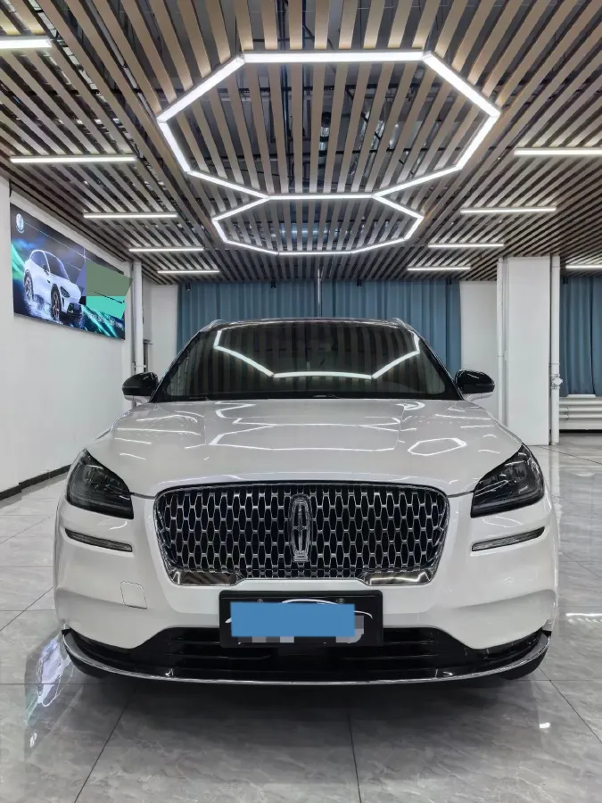 2021 Lincoln Corsair 2.0T 245HP L4 8AT,autocango,china used car exporter,china ev exporter,chinese used car exporter,chinese used ev exporter