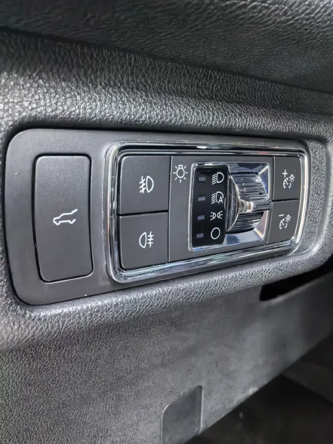 2021 Lincoln Corsair 2.0T 245HP L4 8AT,autocango,china used car exporter,china ev exporter,chinese used car exporter,chinese used ev exporter