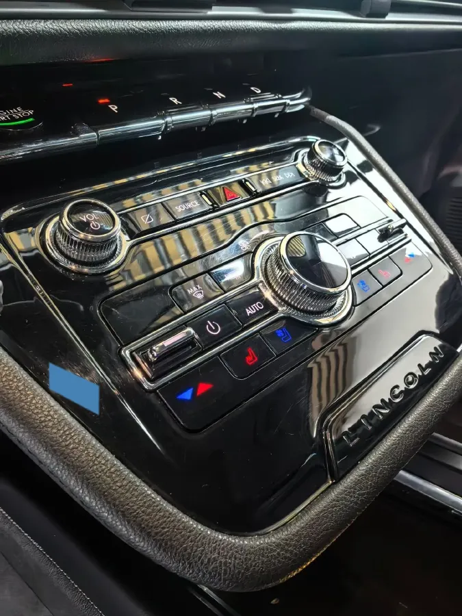 2021 Lincoln Corsair 2.0T 245HP L4 8AT,autocango,china used car exporter,china ev exporter,chinese used car exporter,chinese used ev exporter