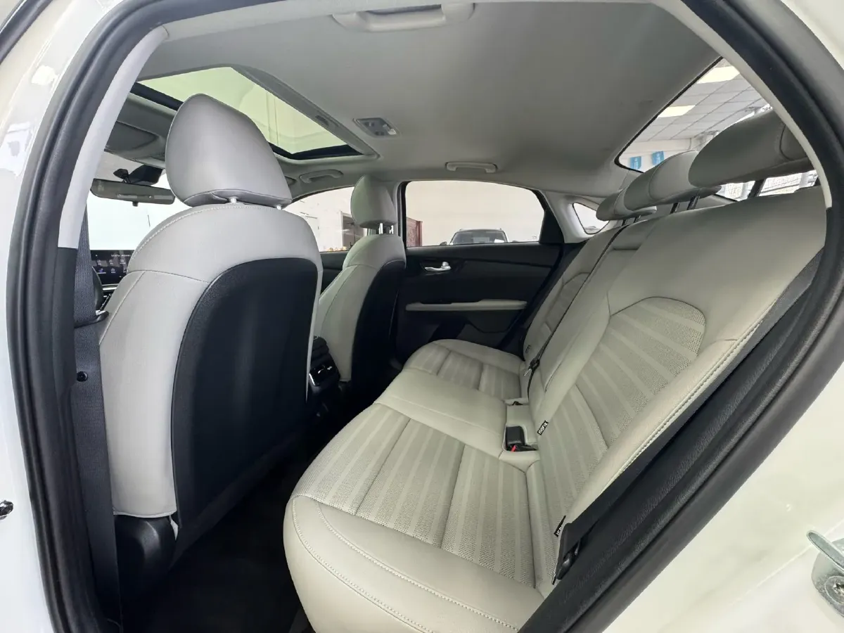 2023 Kia K3 1.5L 115HP L4 CVT,autocango,china used car exporter,china ev exporter,chinese used car exporter,chinese used ev exporter