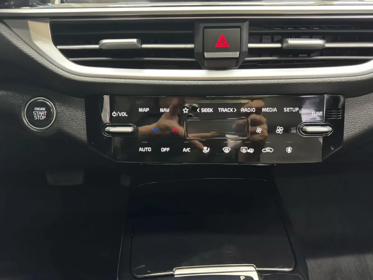 2023 Kia K3 1.5L 115HP L4 CVT,autocango,china used car exporter,china ev exporter,chinese used car exporter,chinese used ev exporter