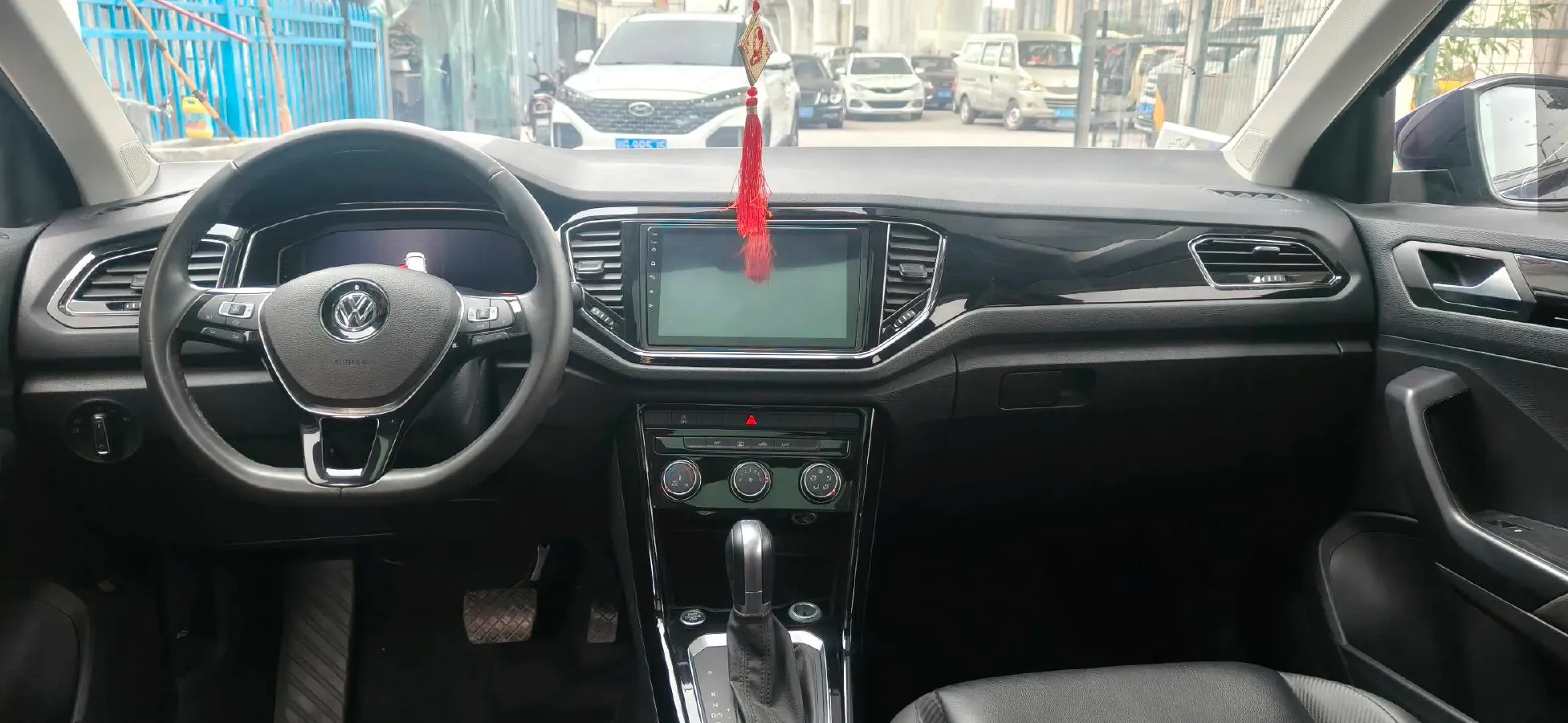 2021 Volkswagen T-Roc 1.4T 150HP L4 7DCT,autocango,china used car exporter,china ev exporter,chinese used car exporter,chinese used ev exporter
