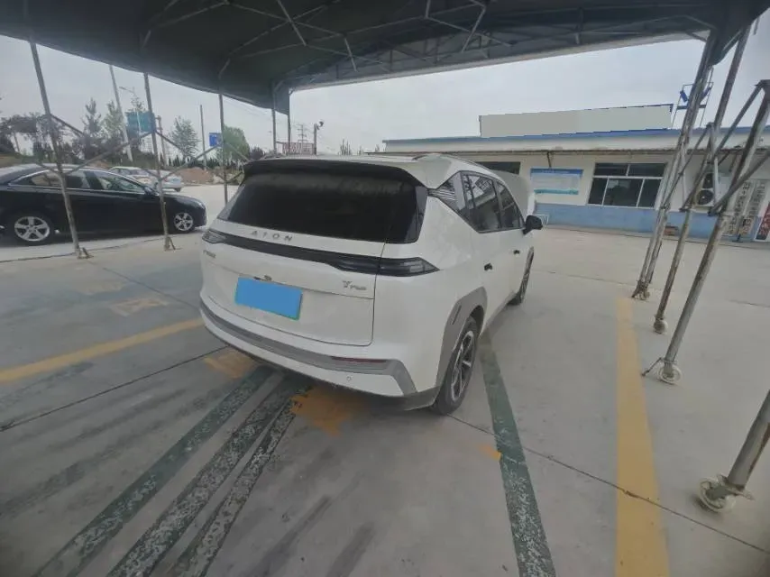 2024 Leapmotor C11 1.5L 95HP L4 REEV 43.74KWH,autocango,china used car exporter,china ev exporter,chinese used car exporter,chinese used ev exporter